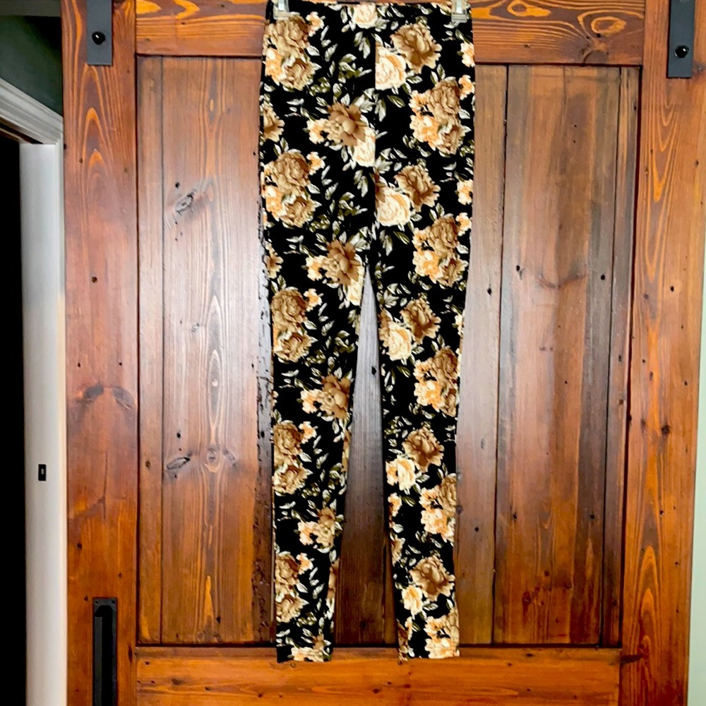 Xs flowered leggings